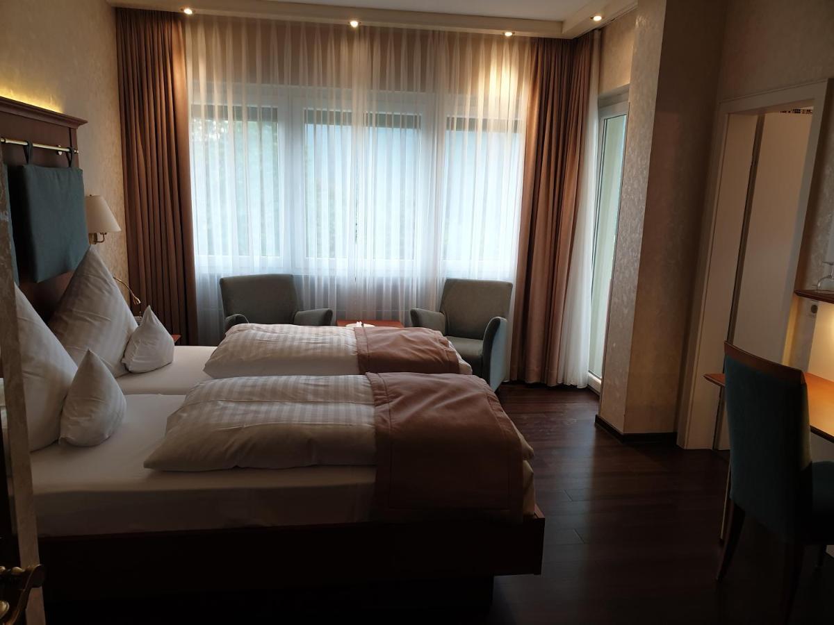 Hotel Anna 바덴바일러 외부 사진