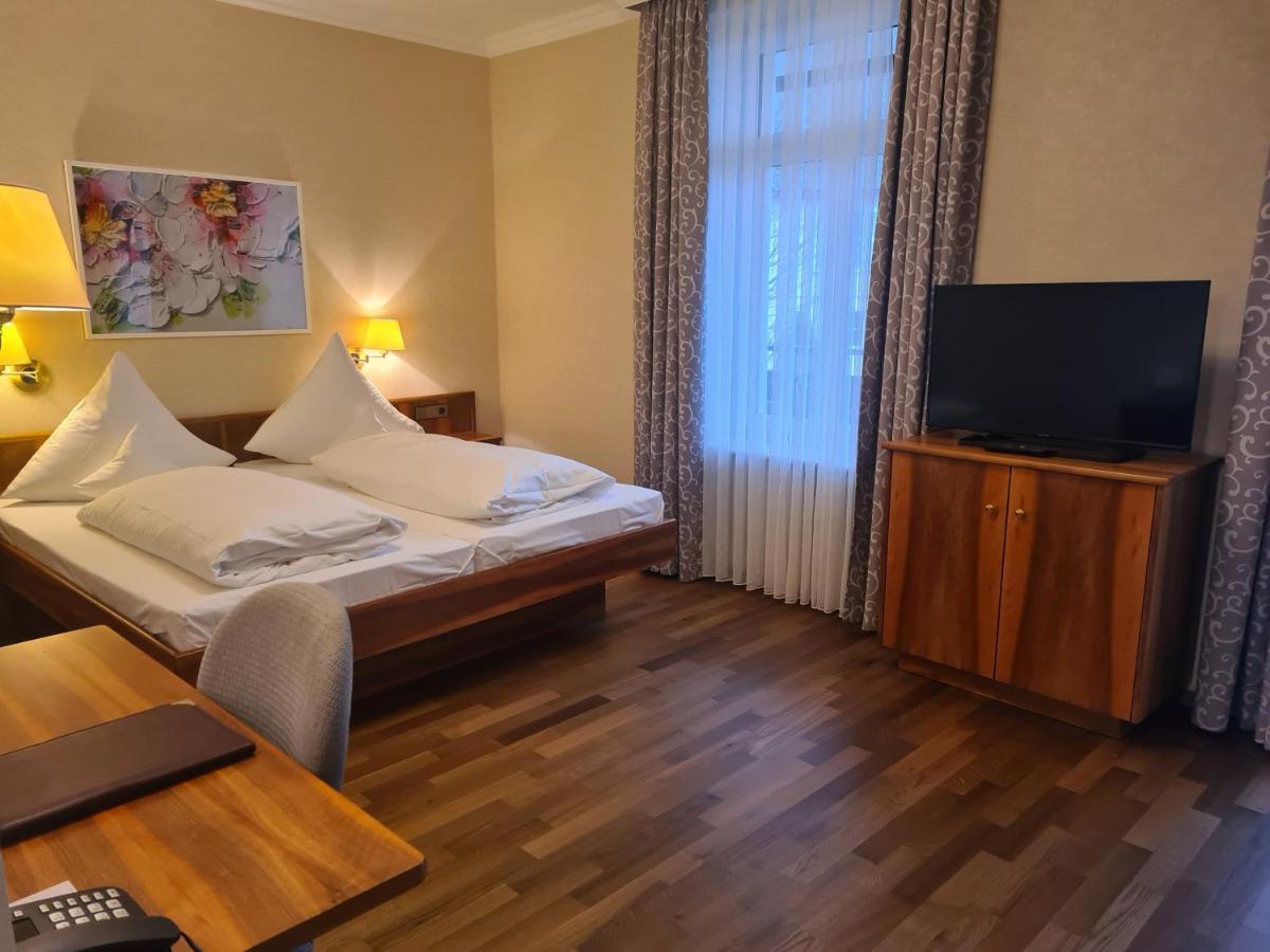 Hotel Anna 바덴바일러 외부 사진
