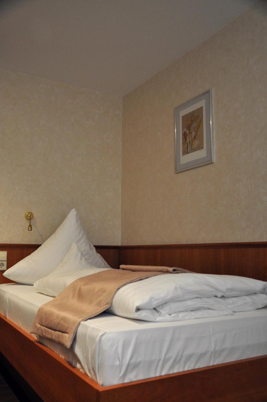Hotel Anna 바덴바일러 외부 사진